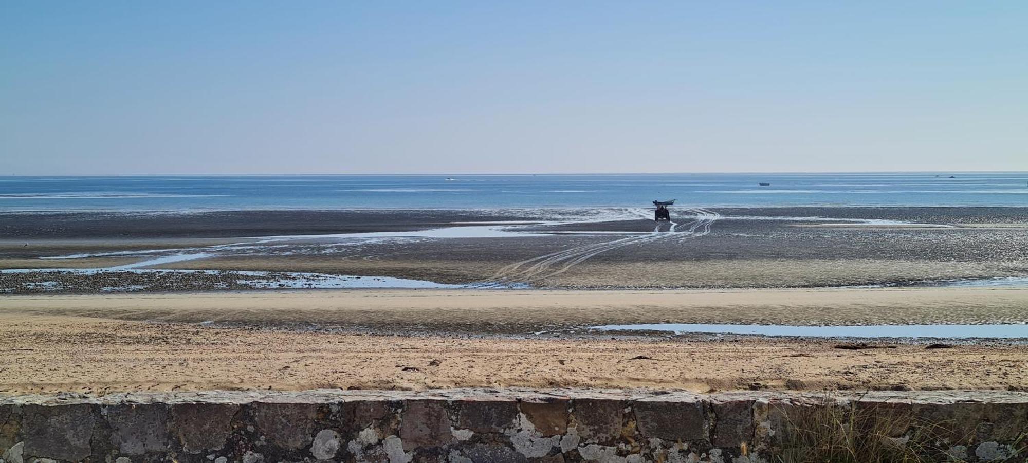 Relais Des Iles Saint Marcouf Saint-Marcouf Exterior foto