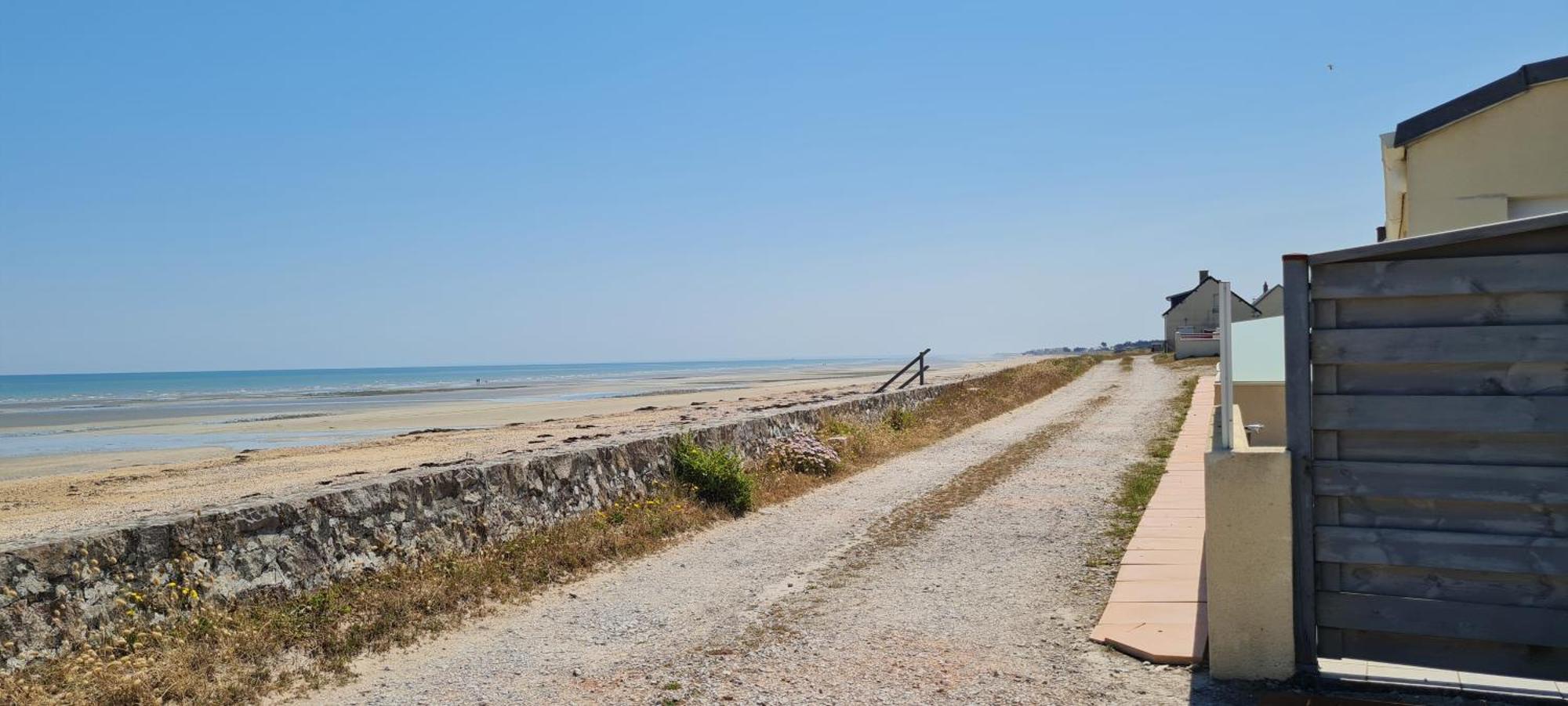 Relais Des Iles Saint Marcouf Saint-Marcouf Exterior foto